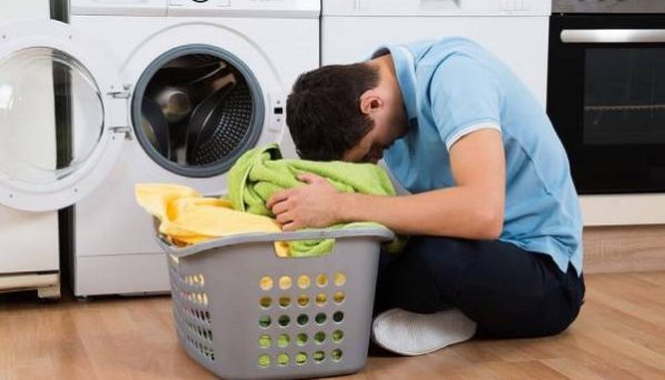 Home-repair-washing-machine-1 عیب یابی ماشین لباسشویی